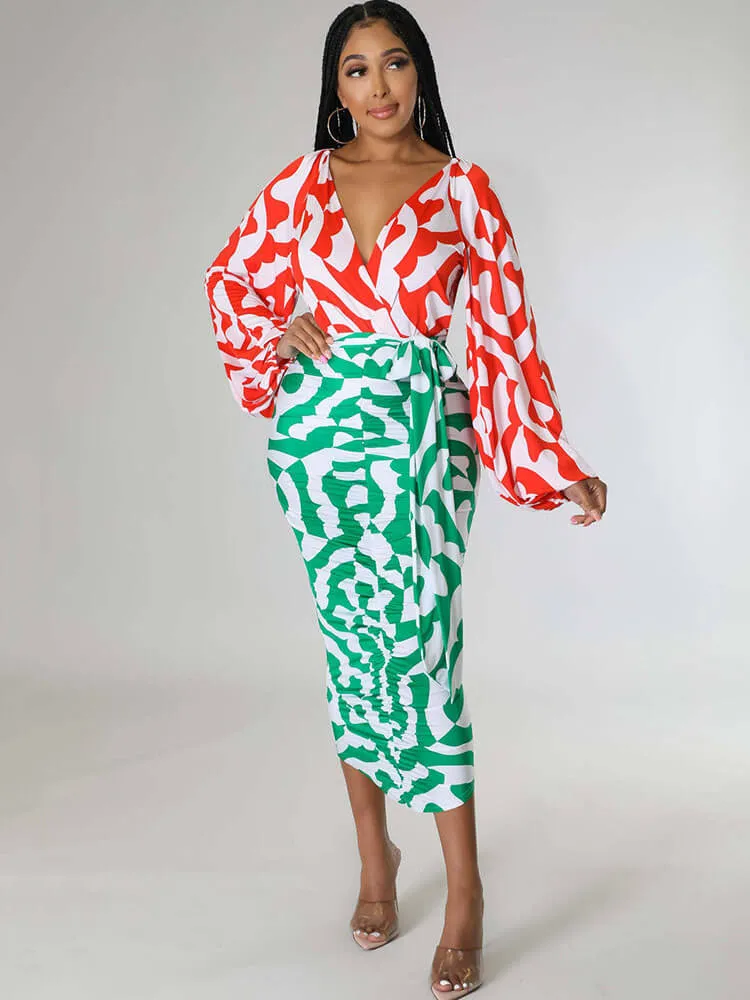 Long Sleeve Printed Ruched Midi Dresses